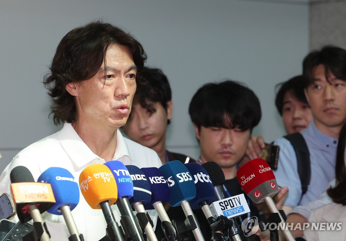 图片报：凯恩很可能本周战莱比锡时复出，阿方索出战存疑