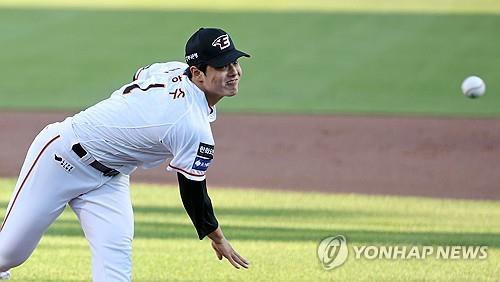 Shams：快船球星伦纳德在休赛期接受了膝盖手术